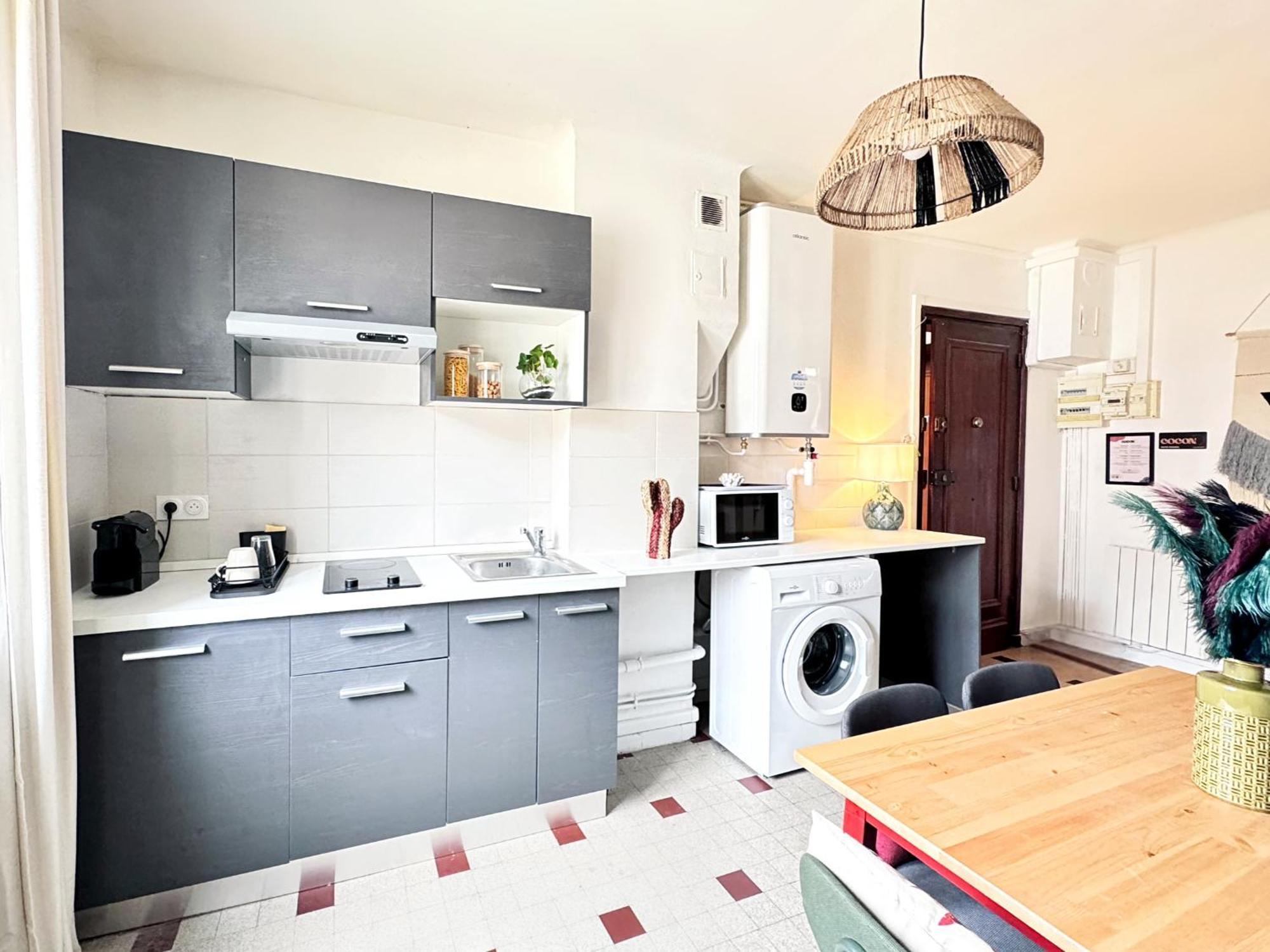 Suite Dounia Lyon Exterior foto